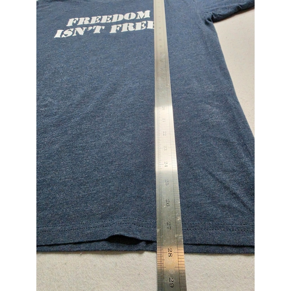 Bunker Branding Co. T-Shirt Men's Large Navy Blue Freedom‎ Isn't Free Graphic - Picture 5 of 7